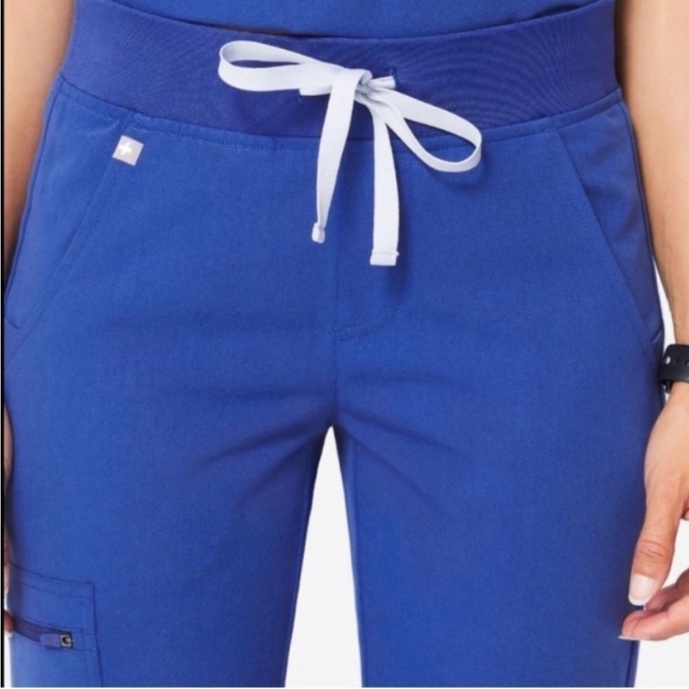 Figs Zamora Joggers Scrub Pants - Picture 2 of 8